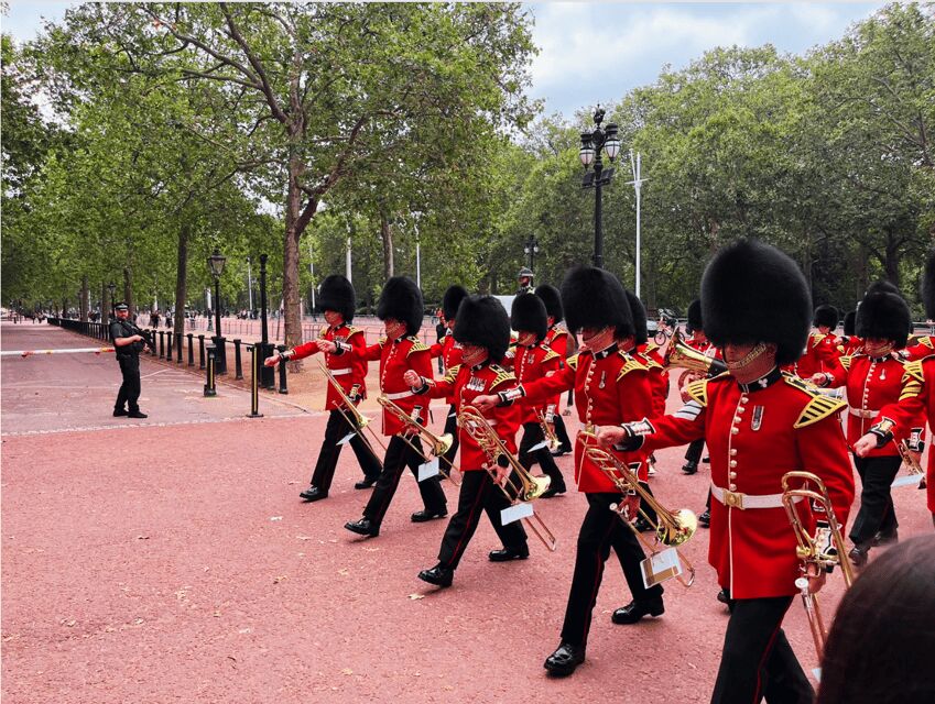 Changing of the Guard at Buckingham Palace - Clarence House and The Mall: where the route becomes part of the show