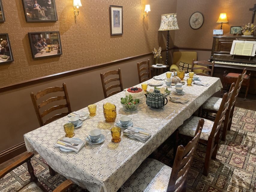 Chatham Historic Dockyard: Call the Midwife Tour - Planning Your Timing: Before the Tour, After the Tour, or Both