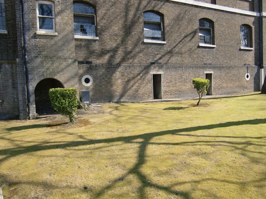 Chatham Historic Dockyard: Call the Midwife Tour - Price and Value: Why This Feels Like More Than a Tour Ticket
