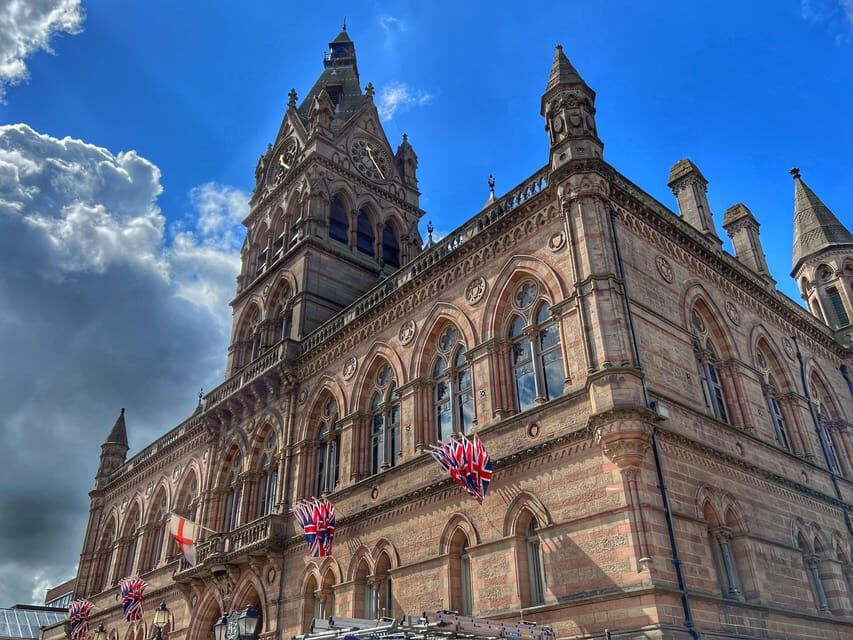 Chester: The Heart of Chester Walking Tour - Starting at Town Hall Square: Chester in One Breath