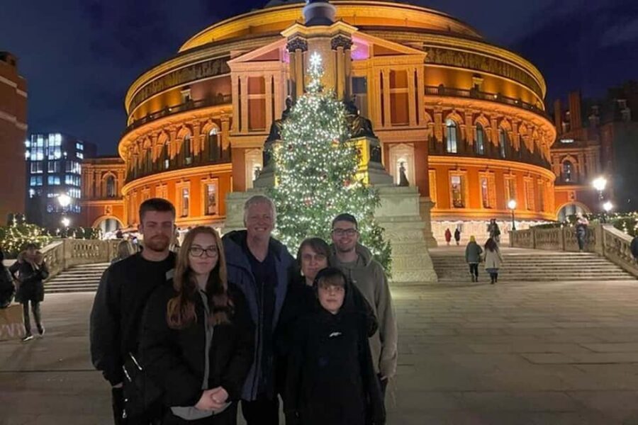 Christmas Lights Taxi Tour with Hotel Pickup - Price and value: $536 per group up to 6