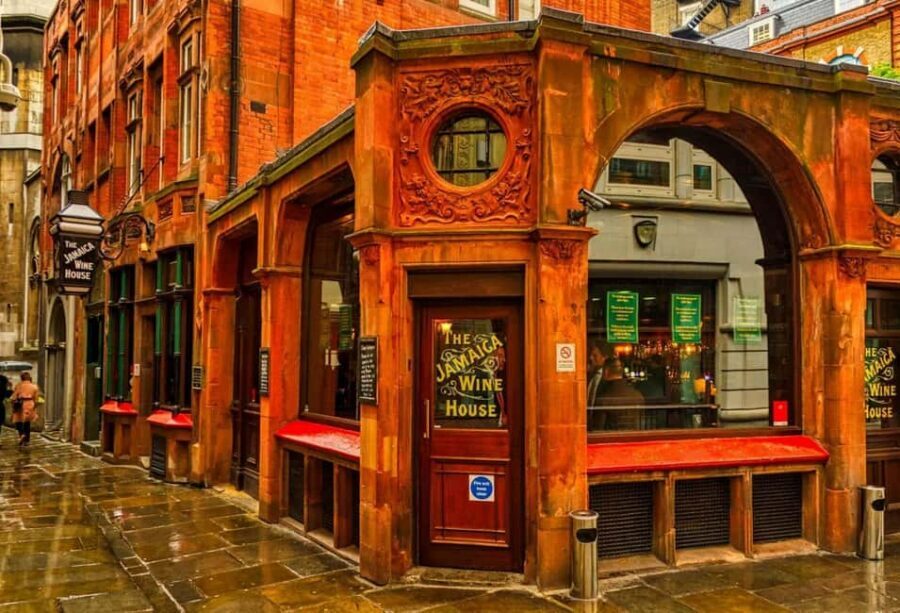 City of London Historic Pub Tour with Beers and Bar Snacks - Four Pubs, Four Beers: How Mark Keeps the Night Moving