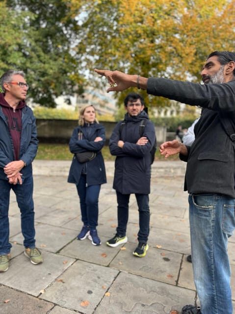 City of London Historical Walking Tour - Meeting at Barbie Green: how the tour starts fast