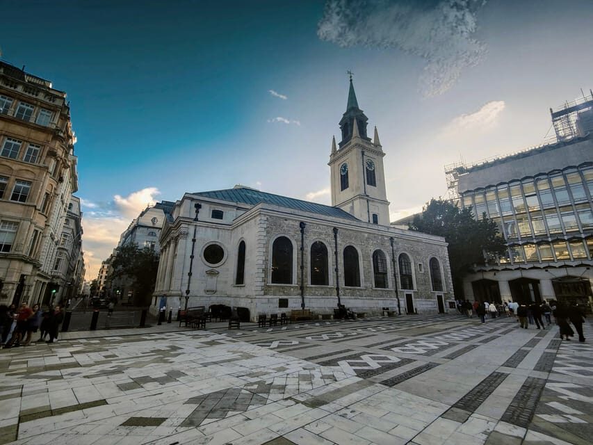 City of London Historical Walking Tour - The closing act at the Bank of England: plague, fire, revolution