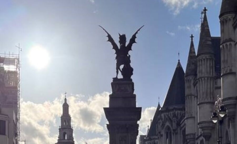City of London Mystical and Dragons Walking Tour - From Bloomberg Arcade to the hidden undercurrent: forgotten streams and the city’s “lost” water