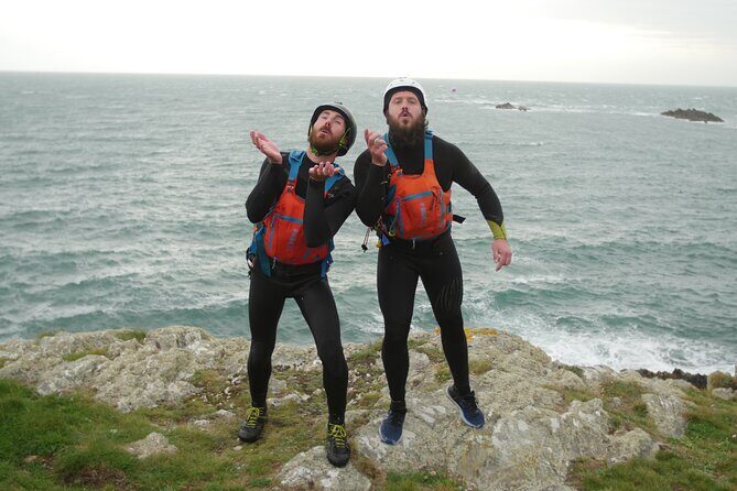 Coasteering on Anglesey - Safety brief and coaching style: fun, but not sloppy