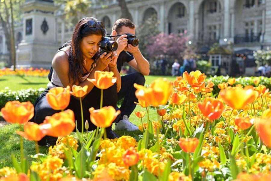 Colourful Notting Hill Photography Tour - Start Smart: the camera settings talk that saves your shots