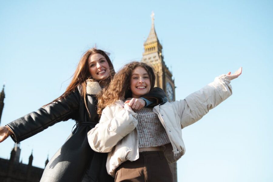 Couple’s photo: Romantic photoshoot in London - Key Things That Make This Couple Photoshoot Work