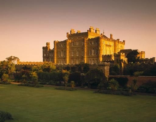 Culzean Castle, Robert Burns Country & the Ayrshire Coast - From Glasgow to Ayrshire Coast: Whitelee Farm and the long, scenic build-up