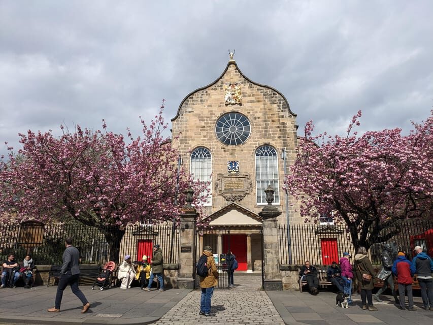 Dark Stories of Edinburgh: walking tour in French - Key takeaways before you go