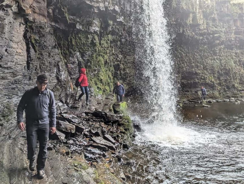 Day Hike: The Six Waterfalls Of The Brecon Beacons - How the Waterfalls Feel: After Rain vs. Sunny Showdays