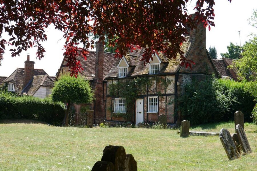 Day-Tour of the Midsomer Murders Locations - Henley-on-Thames walking tour: a pretty town with TV texture