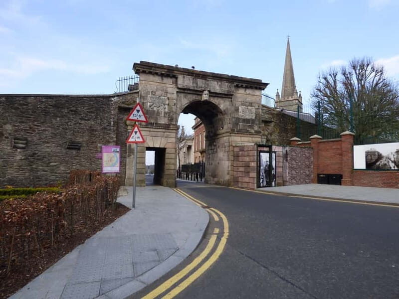 Derry: Derry Girls TV Show Filming Locations Tour - Meeting point at Tower Museum: what the timing really means