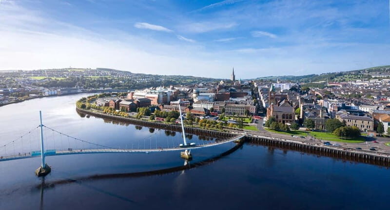 Derry/Londonderry: Attractions Pass - City-centre convenience: how the digital pass works day-to-day