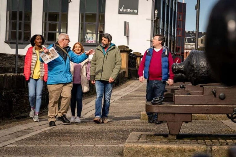 Derry/Londonderry: City Walls History Small Group Tours - The Walk: Full Loop on the 405-Year-Old Walls
