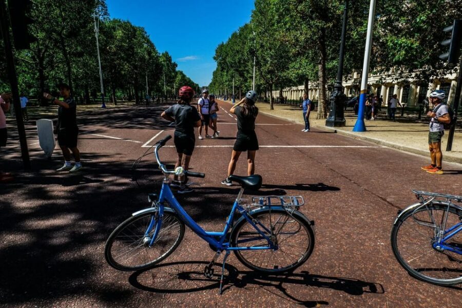 Destination London: E-Bike Tour - What the e-bike riding feels like in real terms