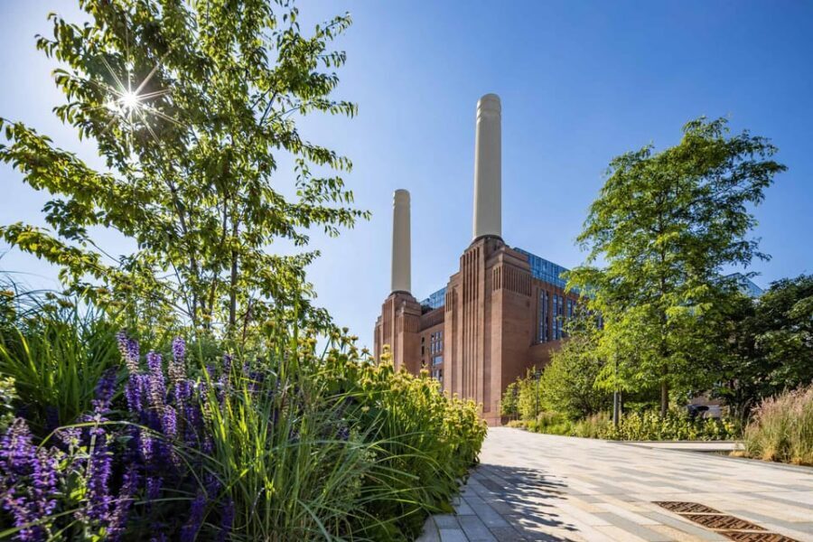Destination London: E-Bike Tour - Kensington Gardens, Hyde Park, and Diana’s memorial fountain