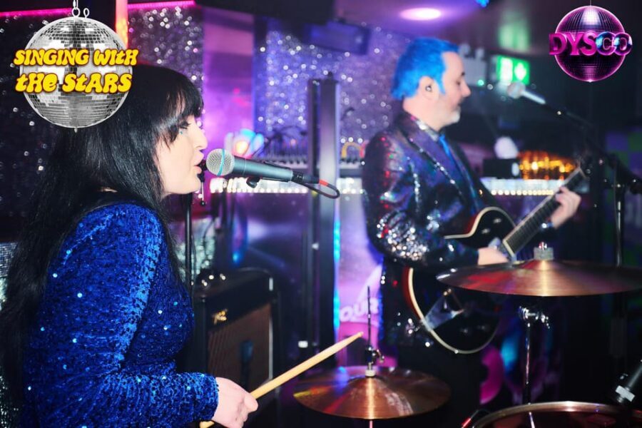 DISCO KARAOKE with Drag Queens @ Dysco, Liverpool - The First 90 Minutes: Bottomless Booze, Fizz, and Popcorn