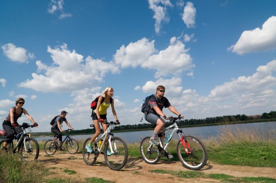 Discover Oxford: City & Countryside Cycling Tour - Oxford University Sights From the Saddle (College Entry Not Included)