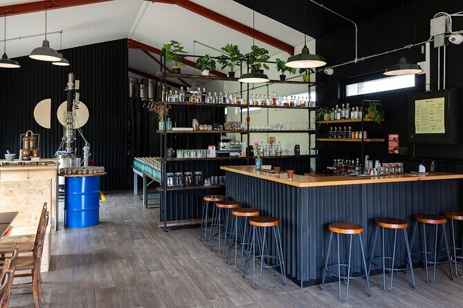 Distillery Tour - The tasting room: learning to taste spirits, not wine