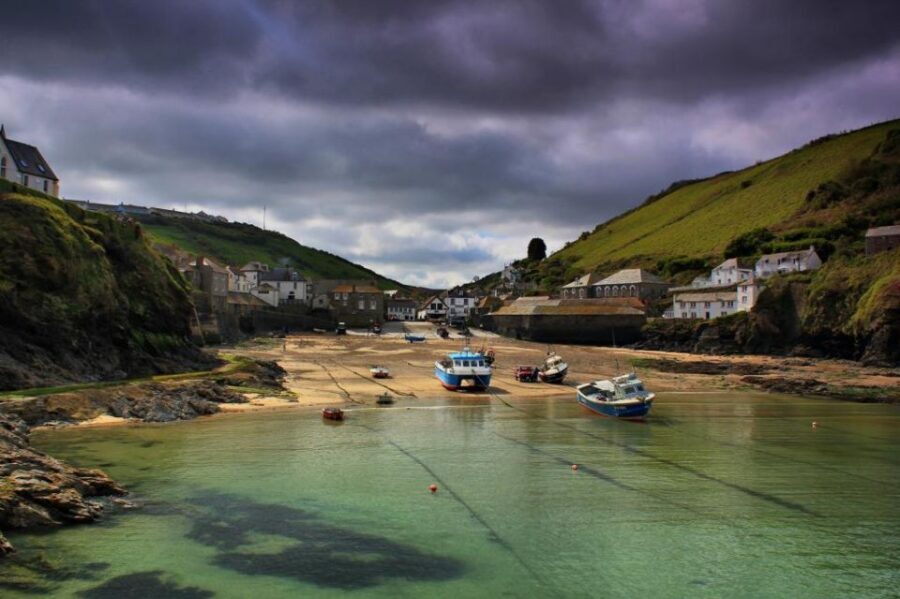 Doc Martin Tour - Port Isaac’s “walkable realism”: what you should plan for