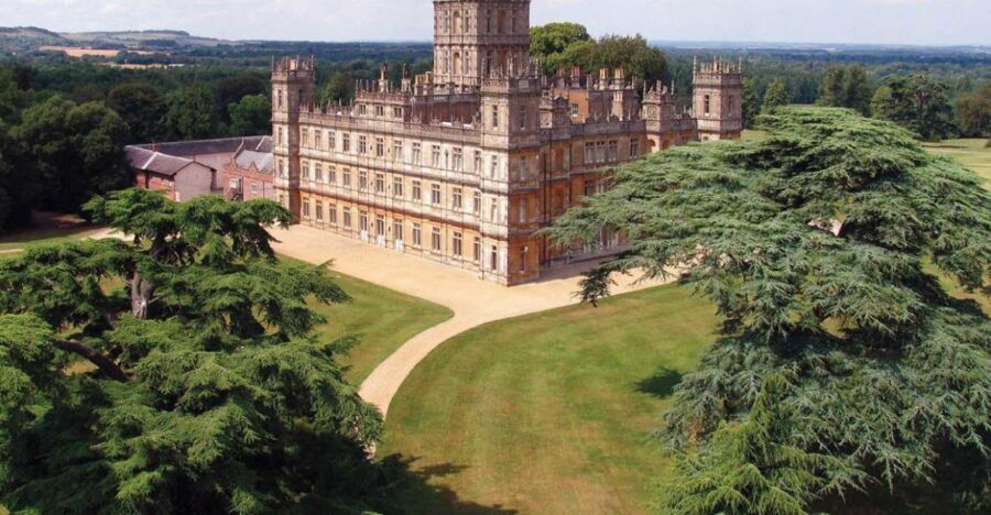 Downton Abbey and Village Small Group Tour from London - Guides and drivers: the difference between a good day and a great one