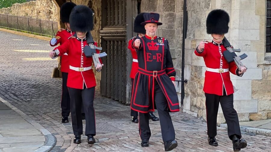 Early Access:Tower of London Opening Ceremony & Royal London - Key highlights that make this tour worth it