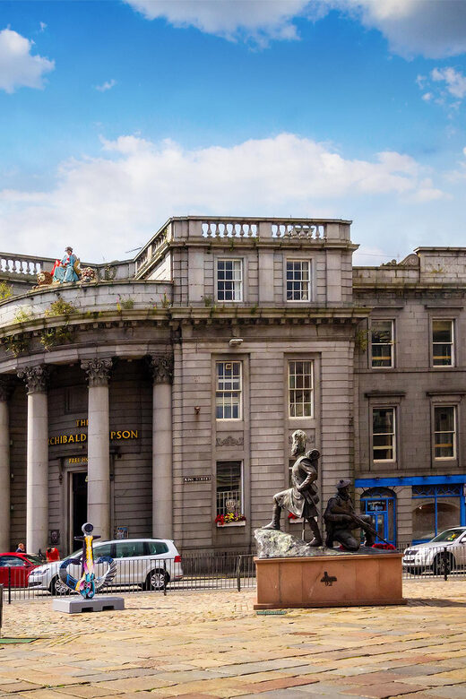 Edinburgh: Aberdeenshire, Balmoral Castle & Northeast Coast - Balmoral Castle: the British monarchy home, but also an exhibitions stop