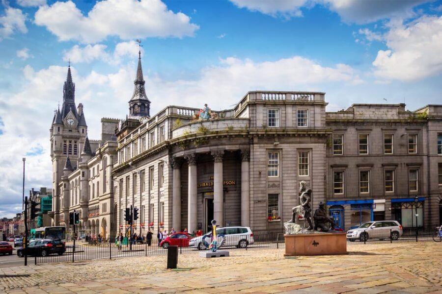 Edinburgh: Aberdeenshire, Balmoral Castle & Northeast Coast - Aberdeen overnight: the Granite City after dark