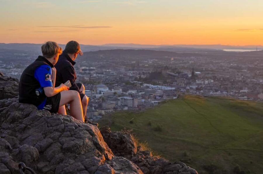 Edinburgh: Arthur's Seat Hike with Mountain Guide - Arthur’s Seat summit: the photo stop that makes everything click