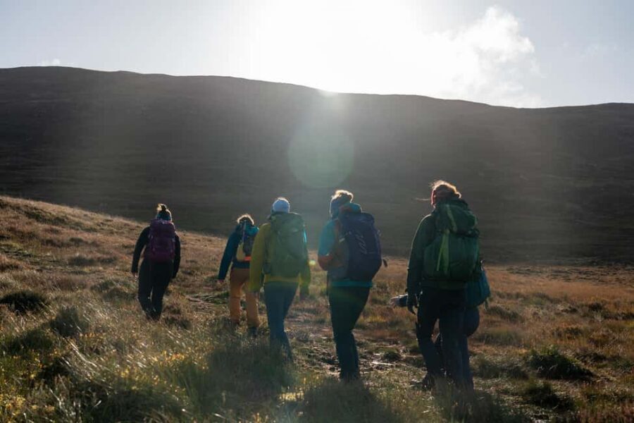 Edinburgh: Arthur's Seat Hike with Mountain Guide - Gear checklist that keeps the hike comfortable