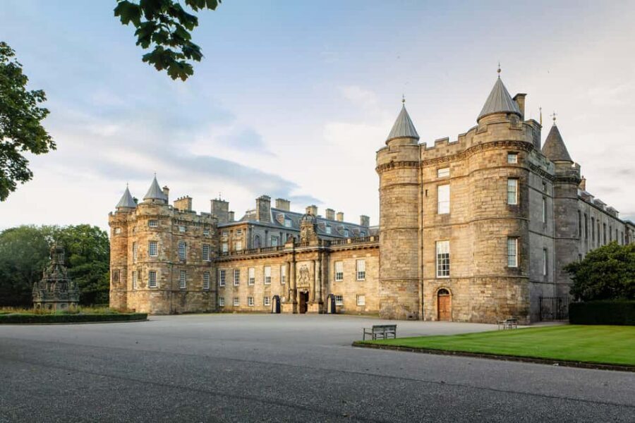 Edinburgh: Castle Guided Tour & Holyrood Palace Ticket - Price and value: is $106 reasonable for a castle-and-palace hit?