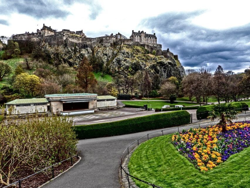 Edinburgh Castle: Guided Tour with Tickets Included - Quick hits before you go