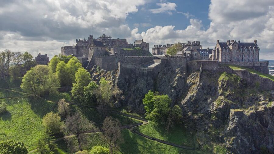 Edinburgh Castle: Guided Walking Tour with Entry Ticket - Esplanade timing: sieges, origins, and the Tattoo viewpoint