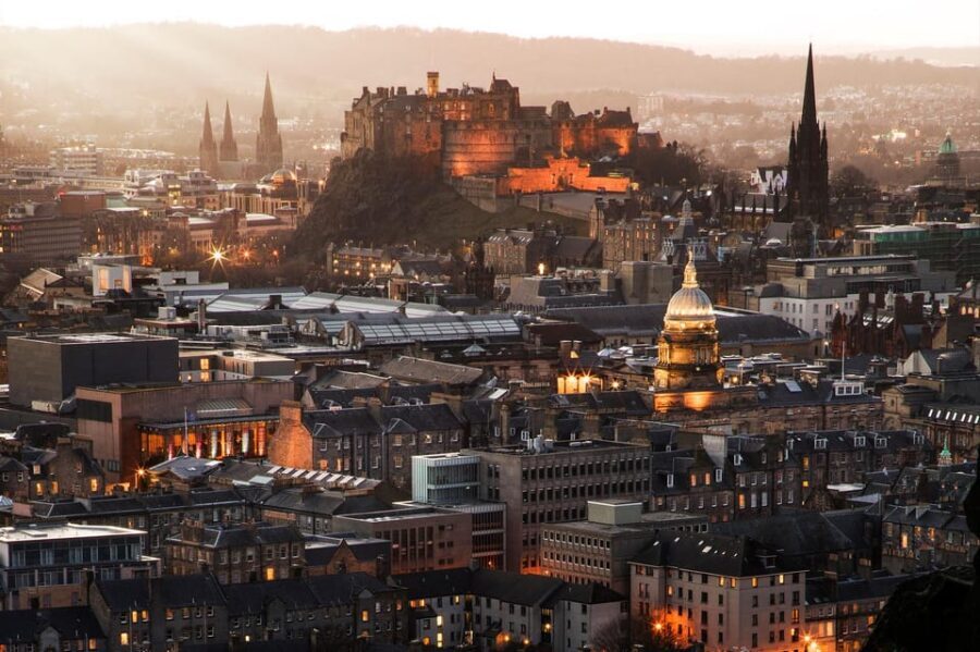 Edinburgh Castle & Royal Mile Walking Tour - Ticket Included - Grassmarket and the volcanic climb to the Castle: why the hill matters