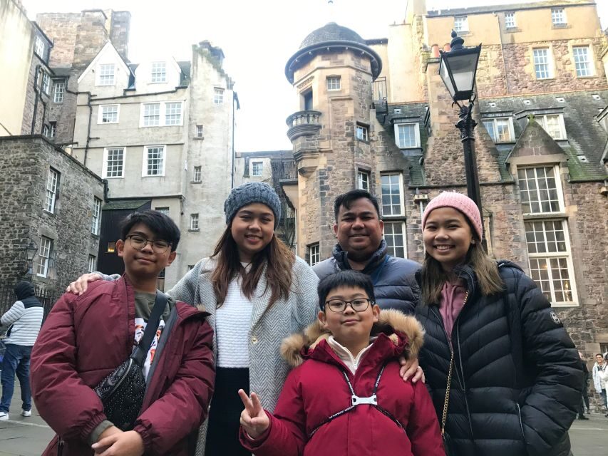 Edinburgh: Child-Friendly Tour with a Local Friend - What’s included in the tour (and what isn’t)