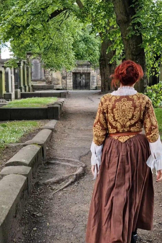 Edinburgh: Crime and Punishment Walking Tour - Key things you’ll notice right away
