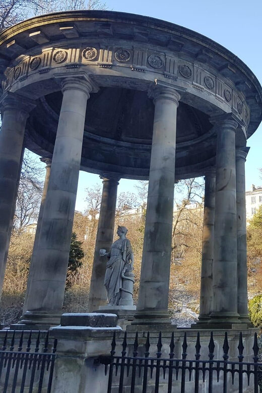 Edinburgh: Dean Village and Circus Lane Walking Tour - Water of Leith: wildlife, waterfalls, and why the river matters in town
