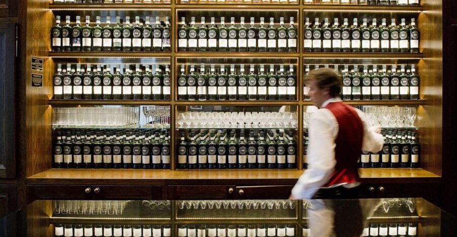 Edinburgh: Food & Drink Tasting Tour - What You Actually Eat and Drink: Full Meal, Four Pairings