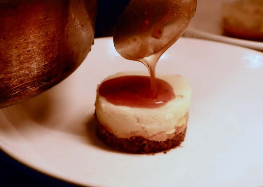 Edinburgh: Food Tour with Scotch, Haggis, Secret Dish & More - Old Town On Foot: Why This Tour Feels Practical, Not Showy