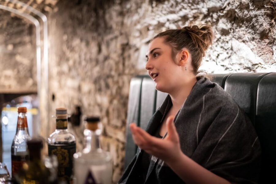 Edinburgh: Gin Tasting at Underground Venue - The 1-hour flow: from gin origins to London Dry