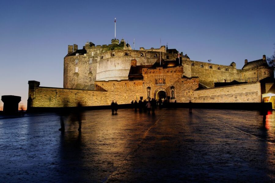 Edinburgh: Guided Ghost Walking Tour - Practical Tips to Make It Better