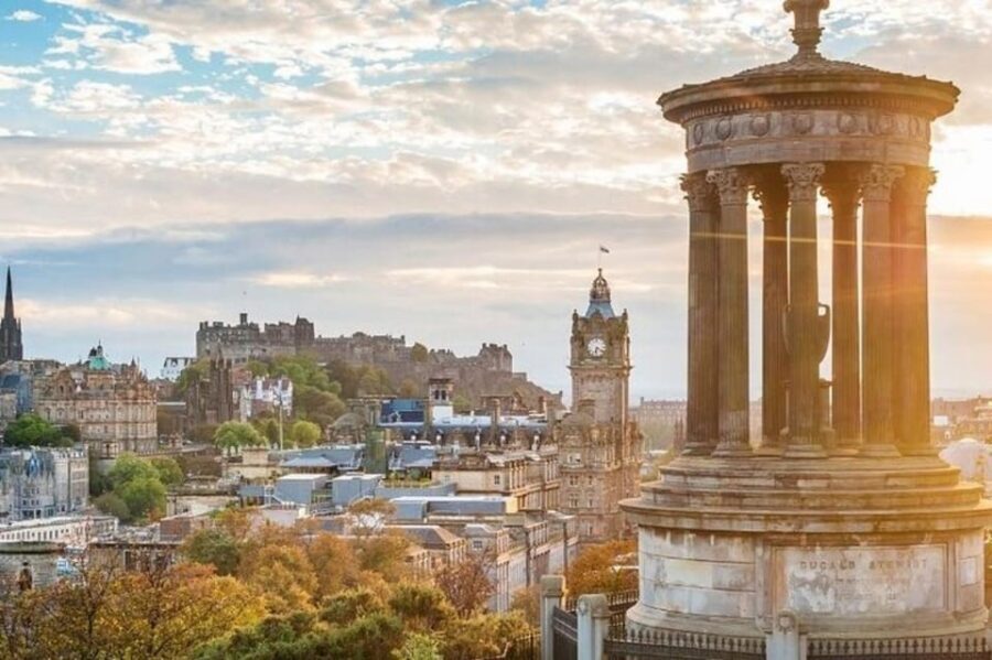Edinburgh: Harry Potter Guided Private Walking Tour - Entering the wizard mindset: why Edinburgh fits Harry Potter