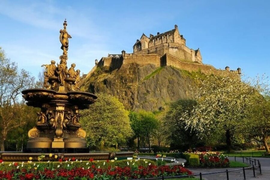 Edinburgh: Harry Potter Guided Private Walking Tour - George Heriot’s School: Hogwarts energy from real Scots Renaissance architecture