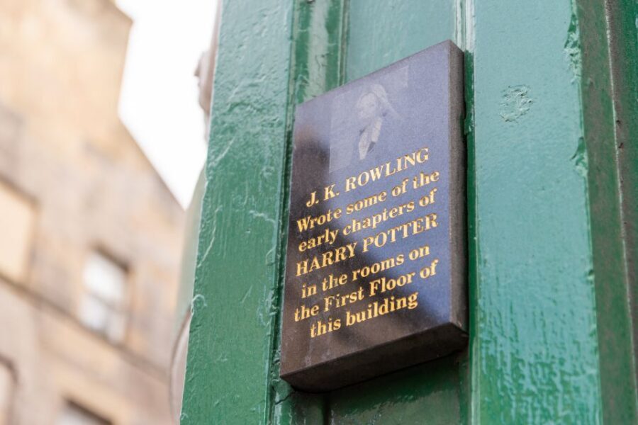Edinburgh: Harry Potter Magical Guided Walking Tour - Grassmarket and the Royal Mile: Trivia With Momentum