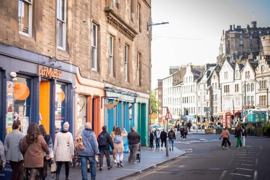 Edinburgh: Harry Potter Origins Tour & Gin Tasting Combo - The Lost Close: underground gin tasting in the atmospheric cellar