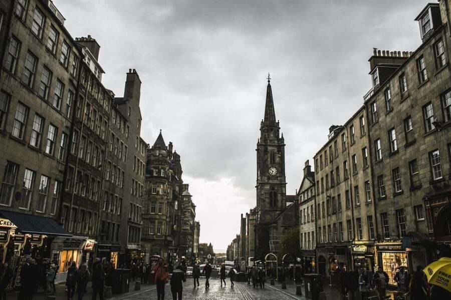 Edinburgh: Harry Potter Tour & Amazing Illusions Experience - Price and value: Is $78 fair for this mix?