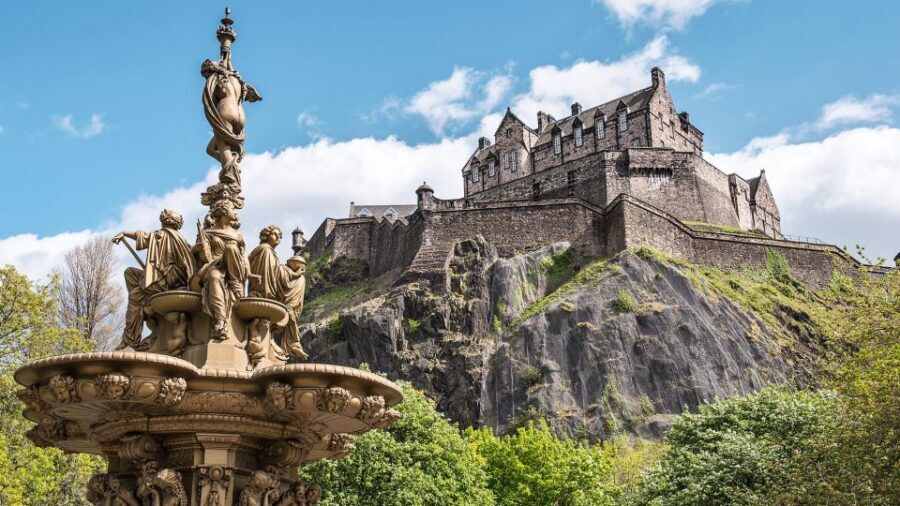 Edinburgh: Harry Potter Wizard Walking Tour, Kids Join Free - The Elephant Café stop: Rowling at a real table, not a myth