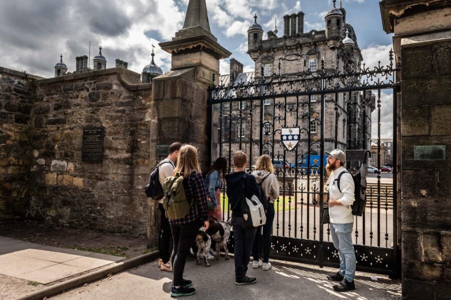 Edinburgh: Harry Potter Wizarding Walking Tour (Private) - Old College, University of Edinburgh: the Hogwarts-spark stop