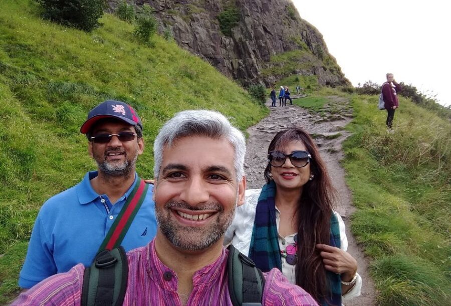 Edinburgh Highlights & Hidden Gems: Private & Custom Tour - Group size, privacy, and why it matters on a steep city